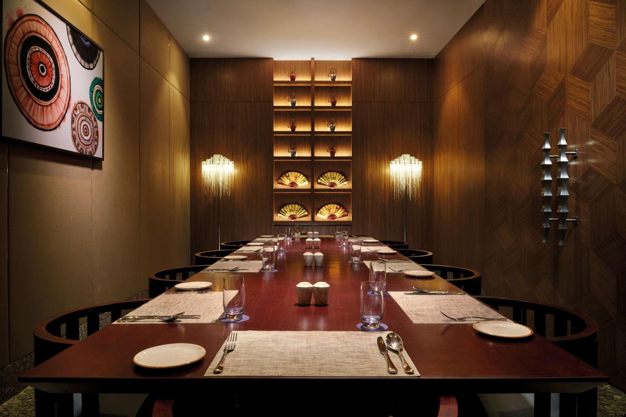 Doubletree By Hilton Shah Alam I-City Zewnętrze zdjęcie Private dining room at the restaurant