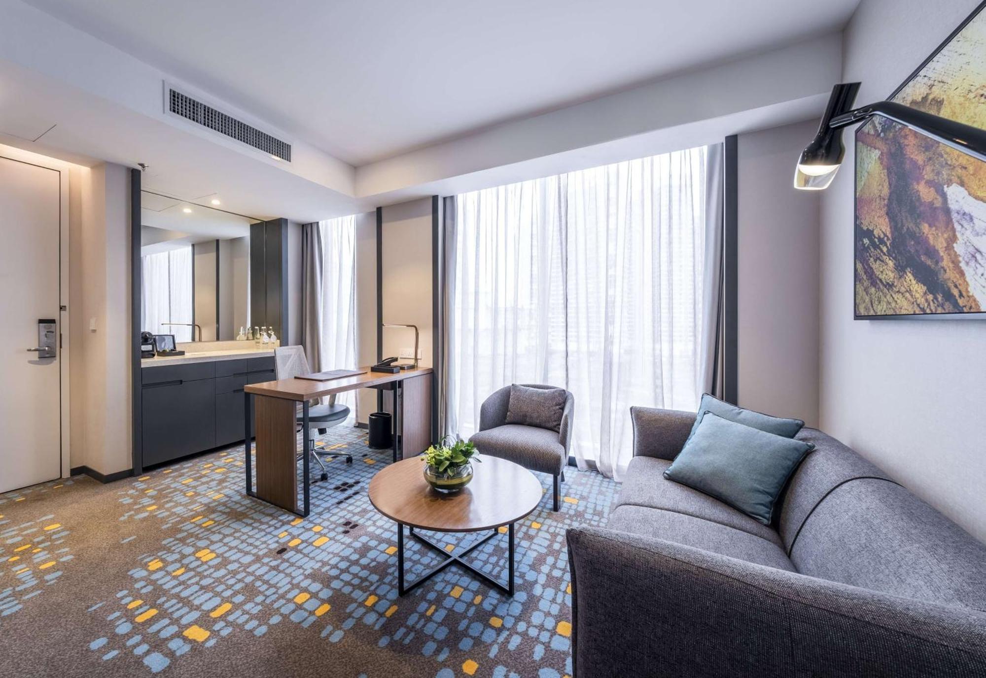 Doubletree By Hilton Shah Alam I-City Zewnętrze zdjęcie A suite at the hotel