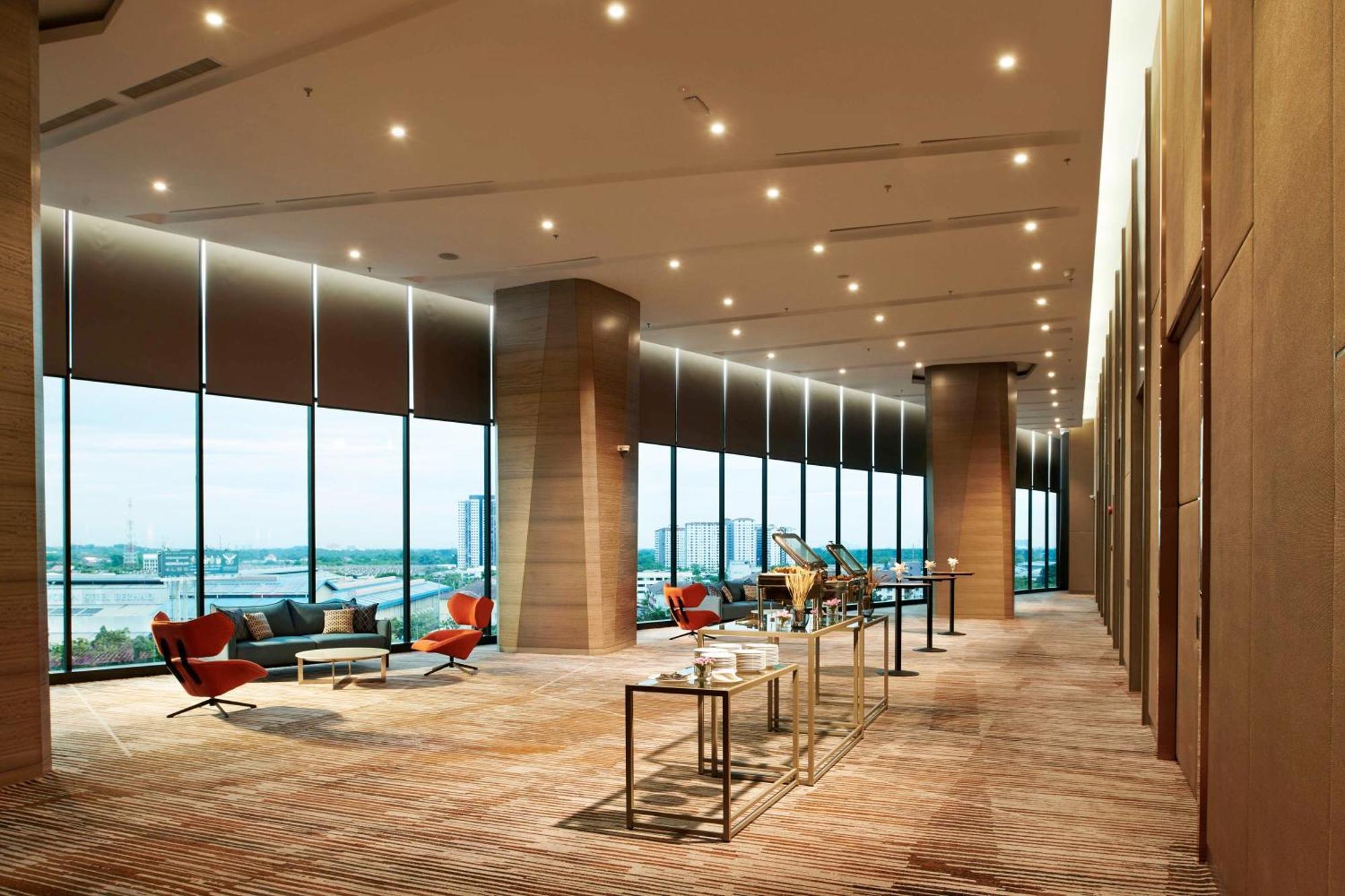 Doubletree By Hilton Shah Alam I-City Zewnętrze zdjęcie The 360° Lounge